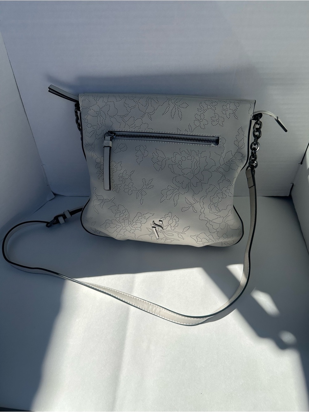 Simply Vera Vera Wang Beige Floral Embossed Crossbody Bag Neutral Purse